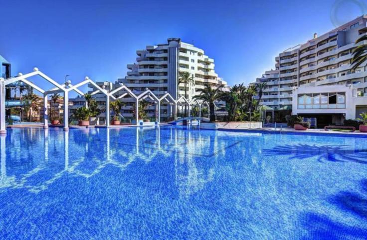 Benal Beach Suite, Parque Acuatico Y Vistas Al Mar Benalmadena Luaran gambar