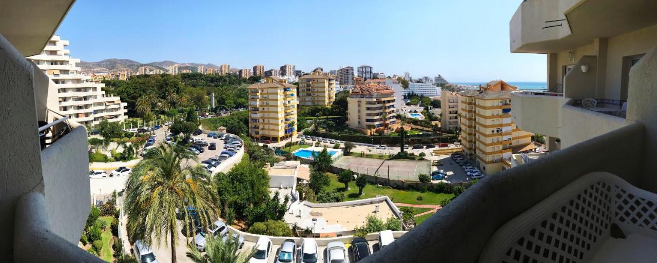 Benal Beach Suite, Parque Acuatico Y Vistas Al Mar Benalmadena Luaran gambar