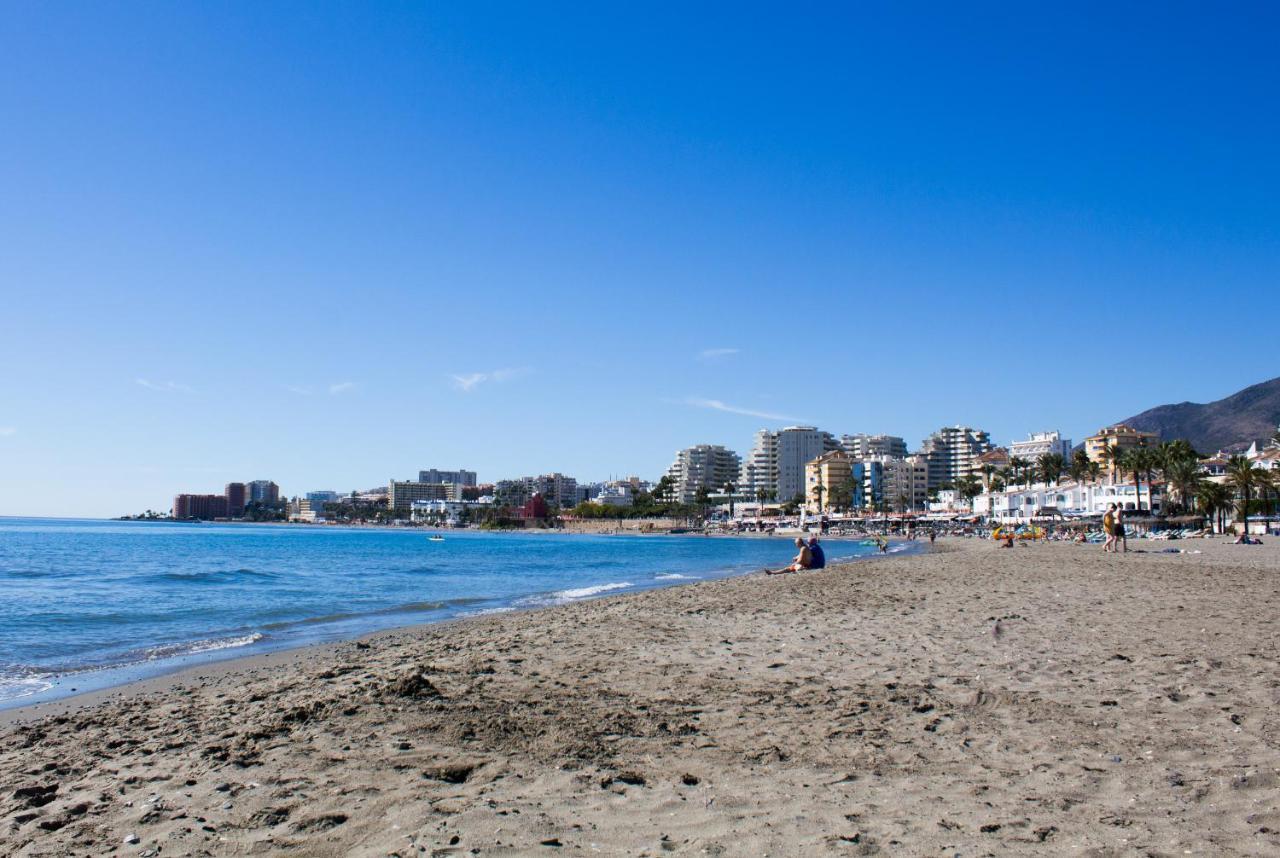 Benal Beach Suite, Parque Acuatico Y Vistas Al Mar Benalmadena Luaran gambar