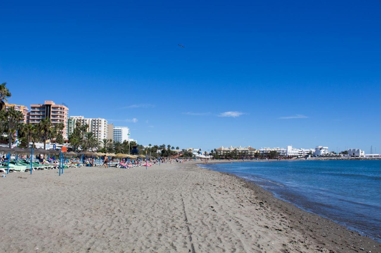 Benal Beach Suite, Parque Acuatico Y Vistas Al Mar Benalmadena Luaran gambar