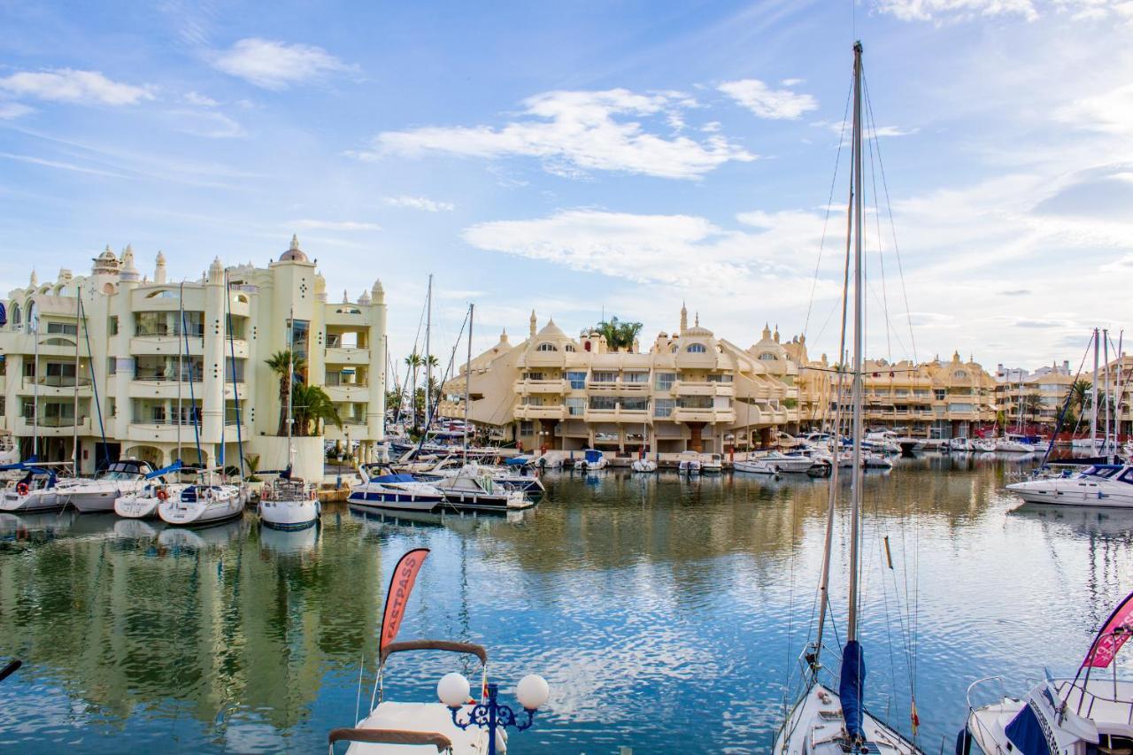 Benal Beach Suite, Parque Acuatico Y Vistas Al Mar Benalmadena Luaran gambar