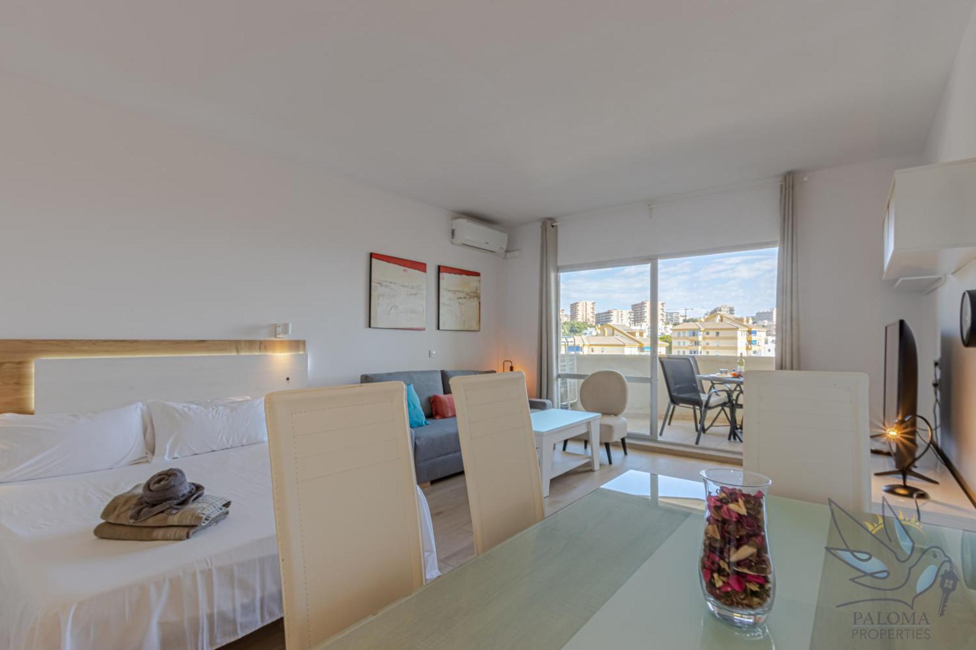 Benal Beach Suite, Parque Acuatico Y Vistas Al Mar Benalmadena Luaran gambar